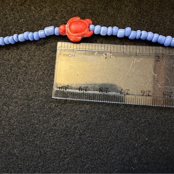 Purple & red beaded turtle bracelet with screw clasp - Picture 9 of 10